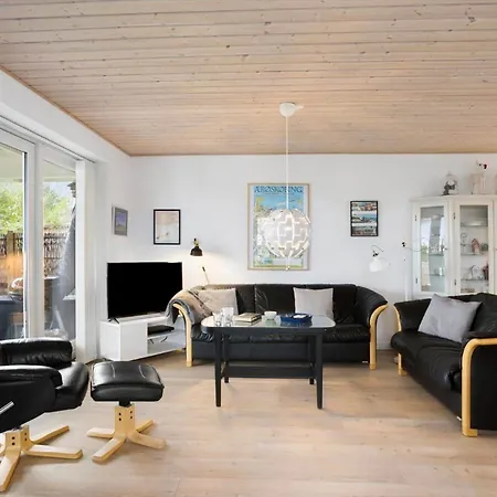 Ae285-aeroskobing-hanses-ager-4 * Ærøskøbing