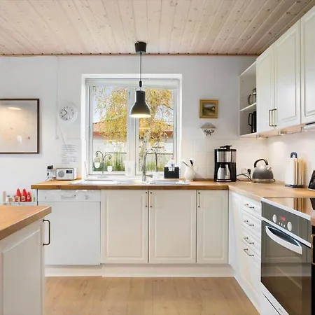 Ae285-aeroskobing-hanses-ager-4 * Эрёскёбинг