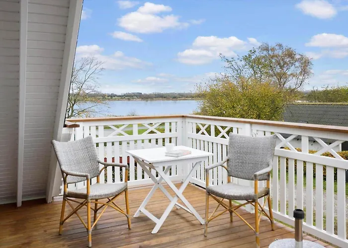 Ae285-aeroskobing-hanses-ager-4 * Эрёскёбинг